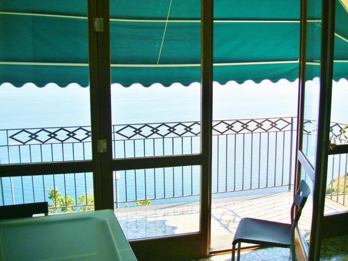 casa vacanza positano a Furore Exterior foto
