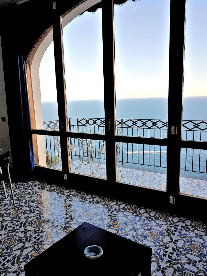 casa vacanza positano a Furore Exterior foto